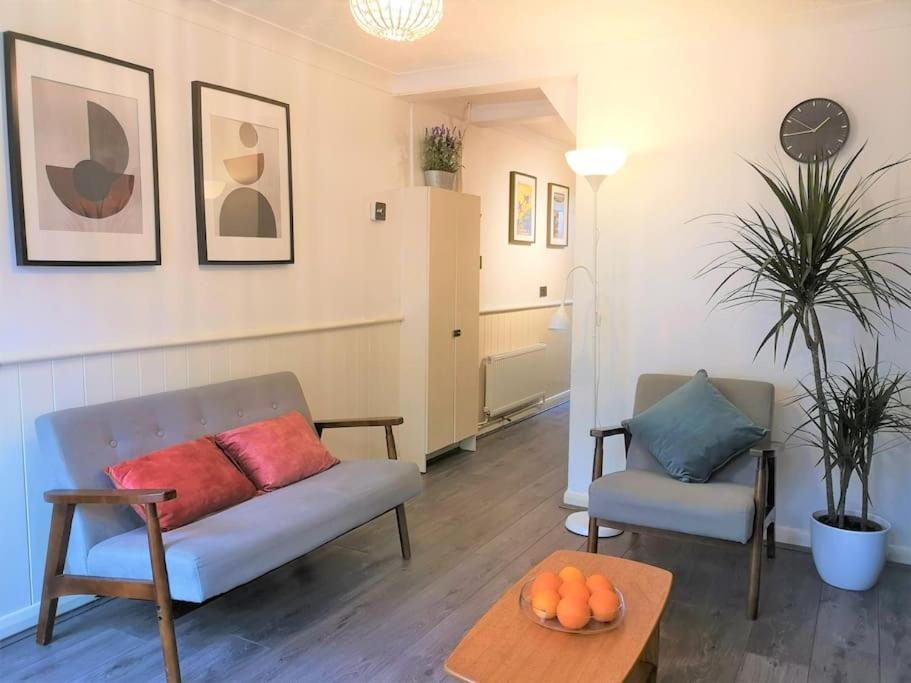 Cute Cottage 4 Mins From Cafes Station And Sea St Leonards-on-Sea Exteriör bild