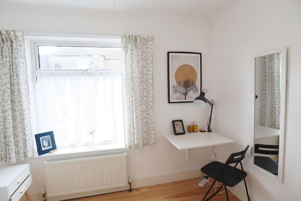 Cute Cottage 4 Mins From Cafes Station And Sea St Leonards-on-Sea Exteriör bild